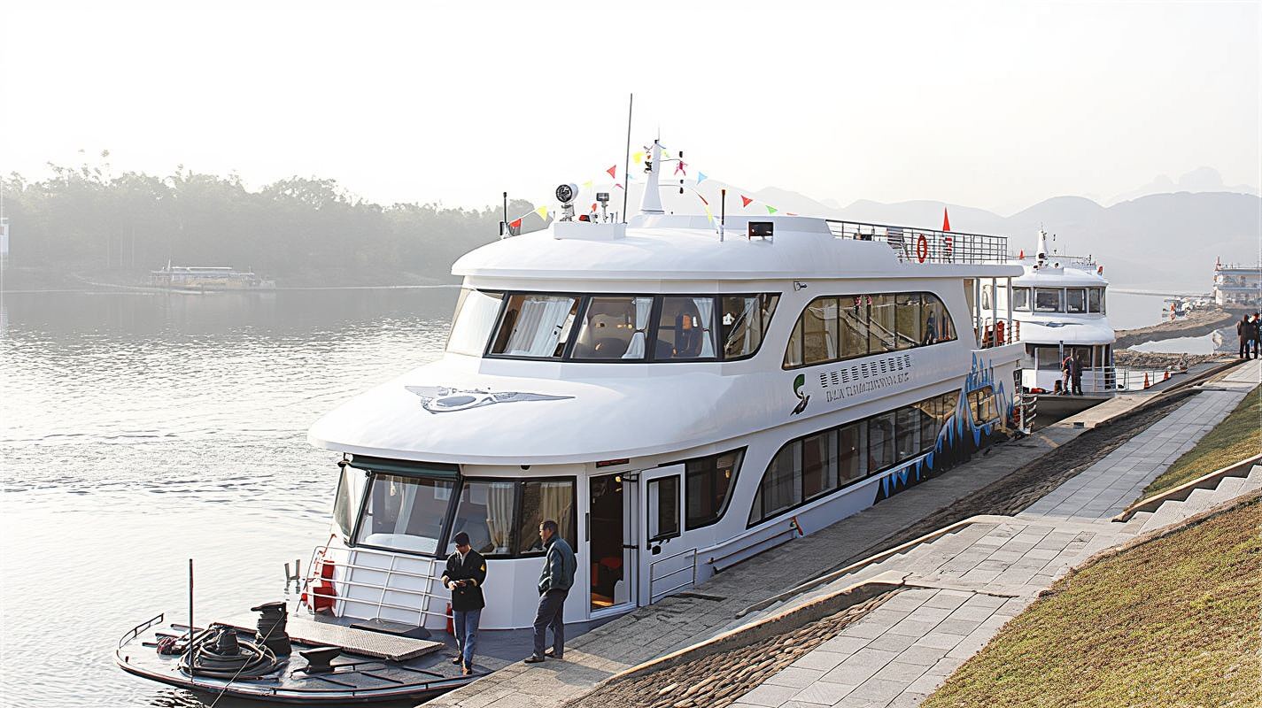 廣西桂林陽朔灕江風景名勝區遊船/陽朔龍頭山碼頭登船【陽朔灕江風景名勝區三星/四星遊船+楊堤碼頭返回陽朔縣城單程接駁車】