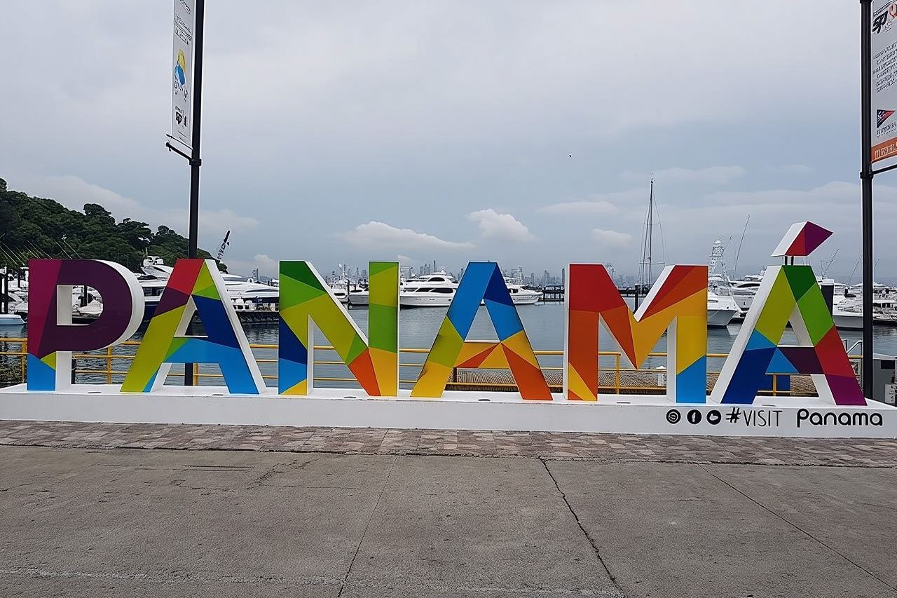 Private Tour to Panama City and Canal 