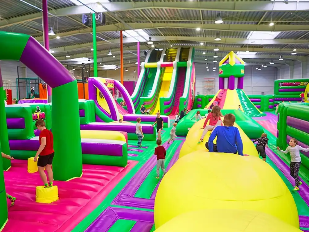 GOjump MEGAPARK Kraków-Sikorki 1h ticket: GOair Inflatable Park 