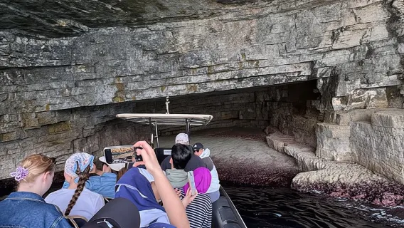 Spalato/Podstrana: gita in motoscafo alla Grotta Azzurra, Hvar e le 6 isole