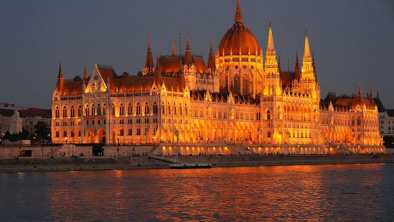 Budapest: Night Cruise with Indoor & Outdoor Seating – BYOB