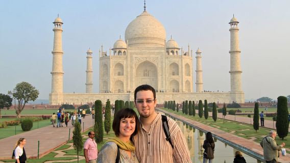 Escursione privata di un giorno all'alba al Taj Mahal e al Forte di Agra da Delhi