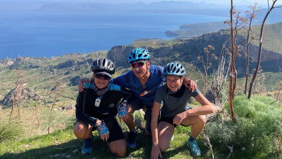 Da Trapani: Tour in e-Bike nel Borgo di Erice