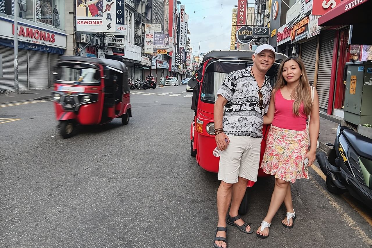 Colombo Private Tuk-Tuk City Tour with All Entry Fees Included