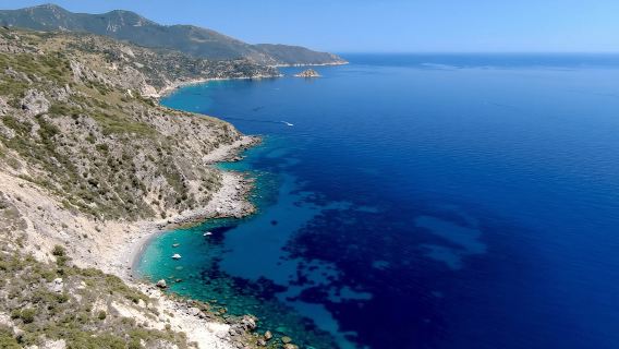 Полудневный тур с сноркелингом в пещерах и бухтах Арджентарио