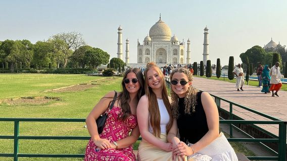 Taj Mahal: Geführte Tour ohne Anstehen mit verschiedenen Optionen