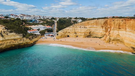 Adrenaline cave tour from Portimão to Benagil