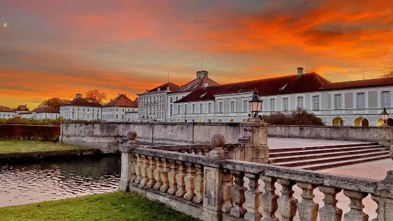 독일 + BMW 박물관 + 피나코테크 데어 모데르네 + BMW 벨트 + 님펜부르크 궁전 당일 치기 여행