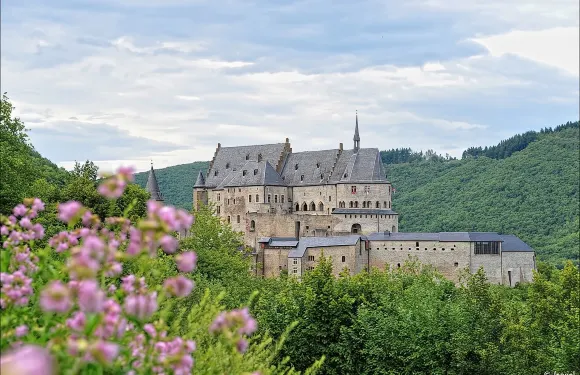 盧森堡：自然與城堡一日遊