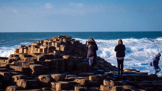 Экскурсия по Дороге гигантов и замкам из Белфаста: экскурсия с гидом
