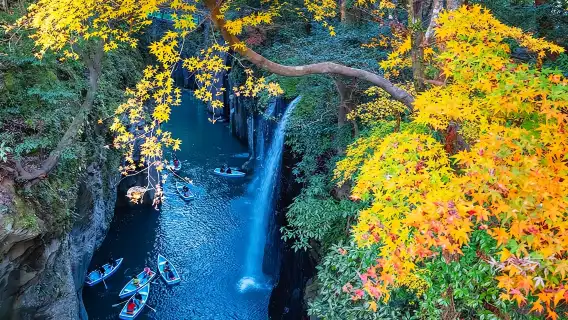 From Fukuoka: Miyazaki, Takachiho Gorge with optional boat/Lunch