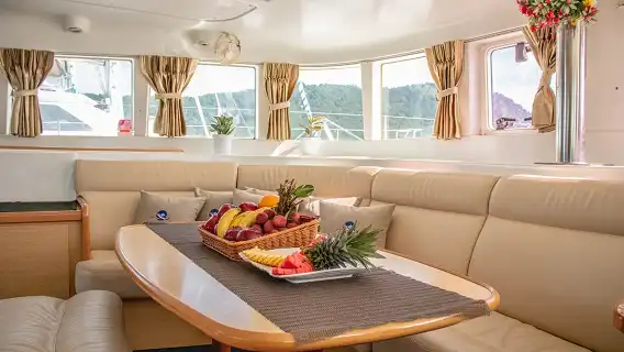 泰國普吉島海島旅遊團建家庭定制派對遊艇雙體帆船水上玩樂私人包船半日遊——珊瑚島