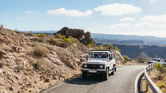 South Gran Canaria: Off-Road Valleys & Villages Jeep Tour
