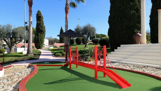 Vilamoura: Family Golf Park Game