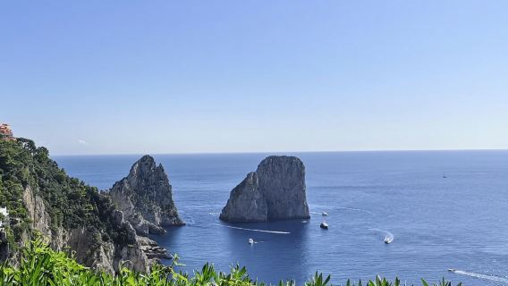 義大利那不勒斯新堡+ 維蘇威火山【中文專車-舒適純淨】