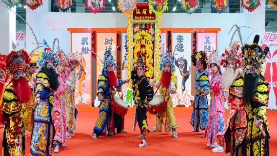 Chaozhou Translation/Guide/Local Guide|Supports minor languages including Chinese/Cantonese/English/Russian/German|Available for exhibitions/attractions|Corporate receptions available/In-depth Chaozhou Yingge Dance experience