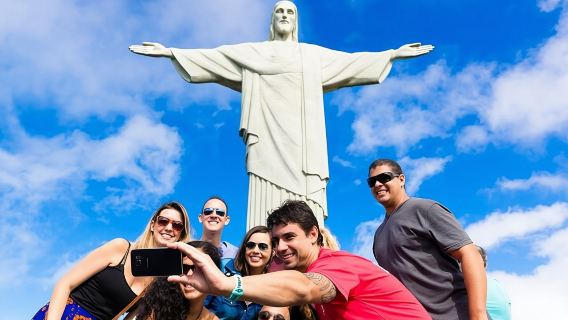 Ein Tag in Rio: Christusstatue, Zuckerhut, Selarón mit Mittagessen