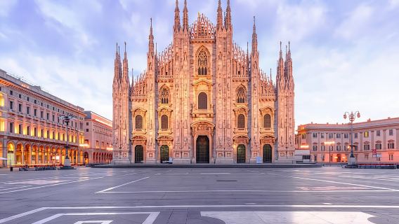 Discover Milan in 90 minutes with a local