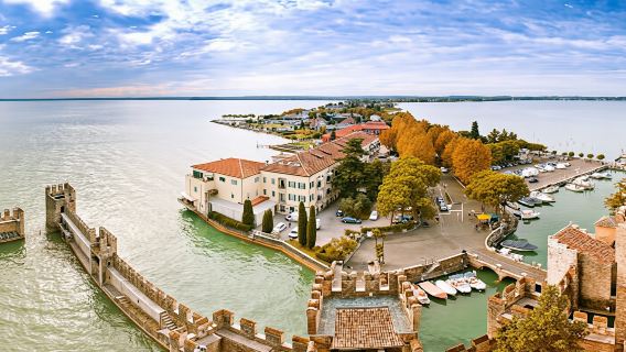 Giro in barca della penisola di Sirmione