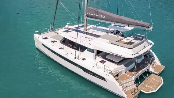 【清水灣遊艇出海】陵水清水灣遊艇包船出海.進口500豪華雙體帆船包船出海平穩舒適不暈船