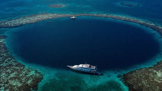 Sharm El Sheikh : Full day Trip to Dahab Blue Hole, Camel Ride and Lunch