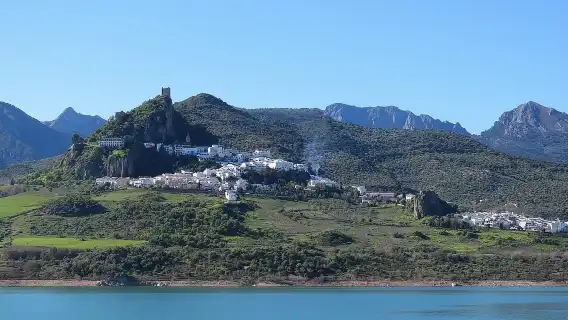 White Villages and Ronda Day Tour from Seville