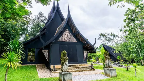 清邁清萊觀音廟紅廟+白廟+藍廟+網紅夢幻仙境咖啡屋一日遊