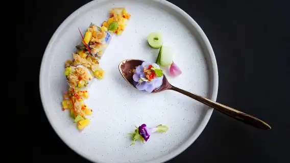 曼谷：悅榕莊的藏紅花遊輪