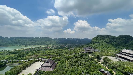 Luxury Day Tour Bai Dinh, Trang An & Mua Cave