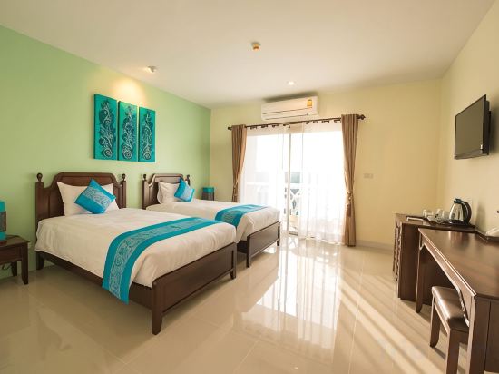 Krabi Front Bay Resort - Tap to explore photos