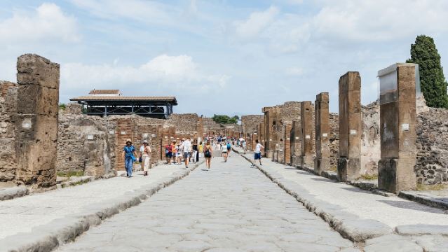 ทัวร์วันเดียว/ทัวร์หลายวัน ไปยังแหล่งโบราณคดีปอมเปอีในอิตาลี