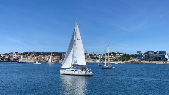 Cascais Private Sailing Cruise with a drink - Half day/full day