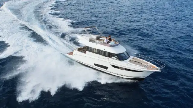 泰國布吉島【遊艇匯 | 天使旅行 包船專家 船型任選 線路自訂 含午餐含接送】