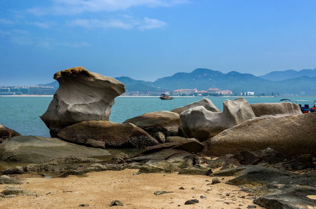 [ทัวร์คุณภาพสูง ปรับเปลี่ยนแผนได้] ฮุ่ยโจว อ่าวต้นไทร + หินโมจื่อ + (เกาะสามเหลี่ยม + ลิตเติ้ลคามาคุระ)