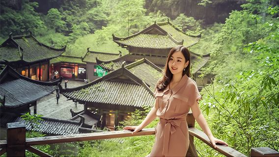 重慶武隆天生三橋＋龍水峽地縫＋仙女山一日遊【8 人內·航空車】