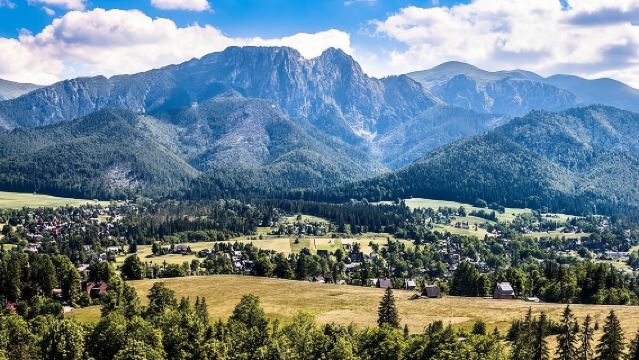 Da Cracovia: Tour di Zakopane, Terme, Funivia, Degustazione Locale