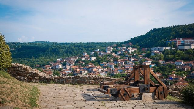 เยือนบัลแกเรีย - ป้อมปราการยุคกลางเวลิโกเทิร์นอว์ - เหมาทัวร์จากบูคาเรสต์