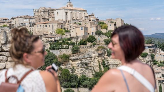 From Aix-en-Provence: Luberon Hilltop Villages Half-Day Tour