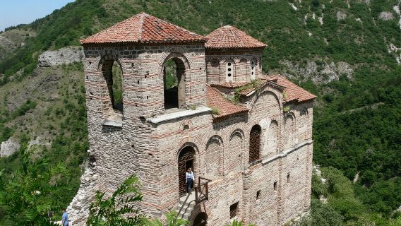 From Plovdiv: Bachkovo Monastery & Asen's Fortress Tour