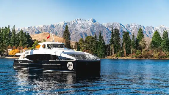 Queenstown: Lake Whakatipu Boat Trip