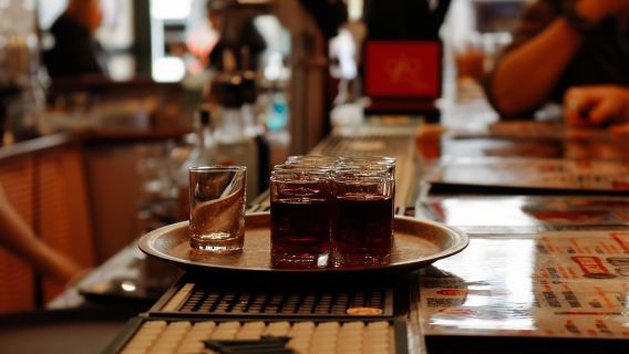 Cracovia: Recorrido a pie por la gastronomía callejera tradicional