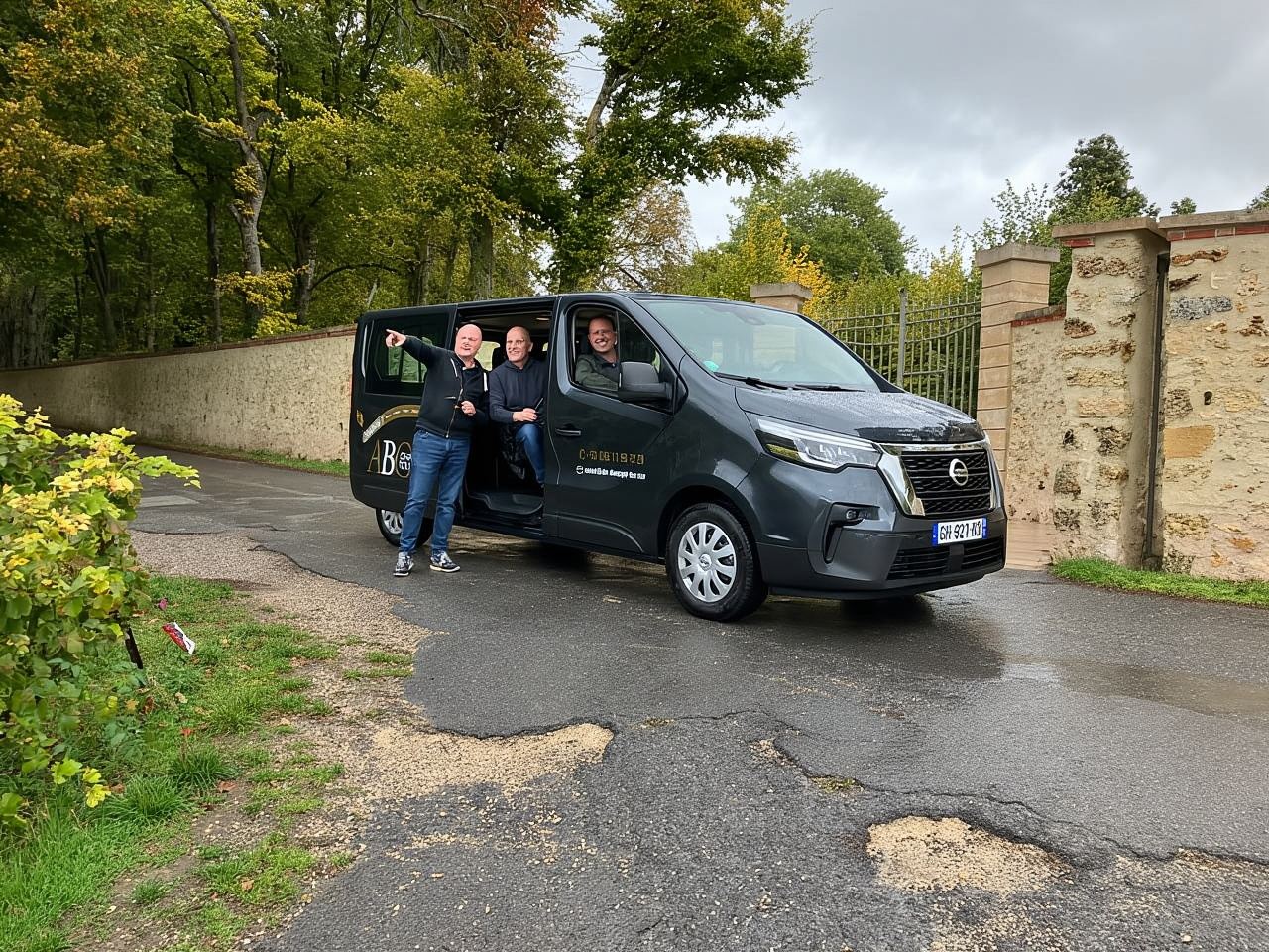 Reims/Epernay: Champagne Day Tour with Tastings