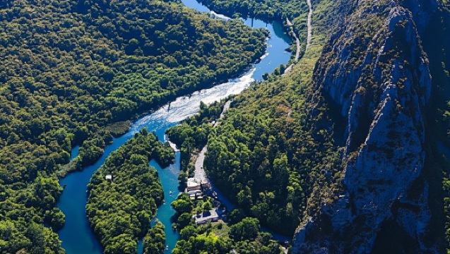Omiš: 2-Hour Cetina River Boat Tour and Nature Park Visit