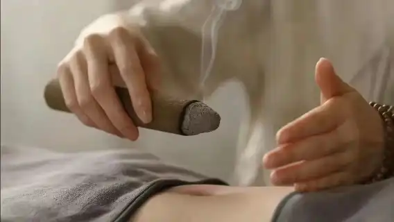Kunming: Western Hills & Moxibustion Experience Private Tour