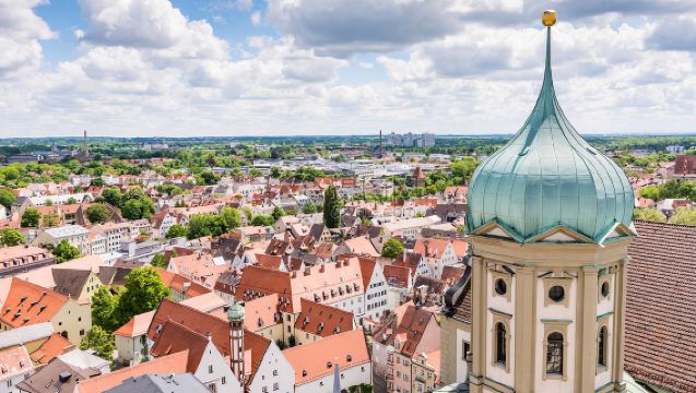 挪威「峽灣與山地之巔」經典遊 中文包車