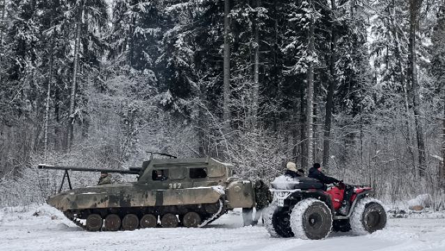 俄羅斯莫斯科軍事體驗坦克體驗【可選接駁｜拼團｜AK47突突突】