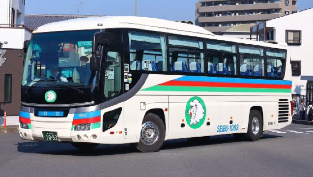 Direkter Reisebus vom Ostausgang Bahnhof Ikebukuro Shinjuku Tokio zum Bahnhof Karuizawa