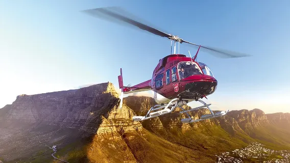 Cape Town City Center Tour with Champagne