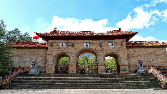 中國大理出發沙溪古鎮及石寶山車輛交通服務【諮詢客製化全程服務】