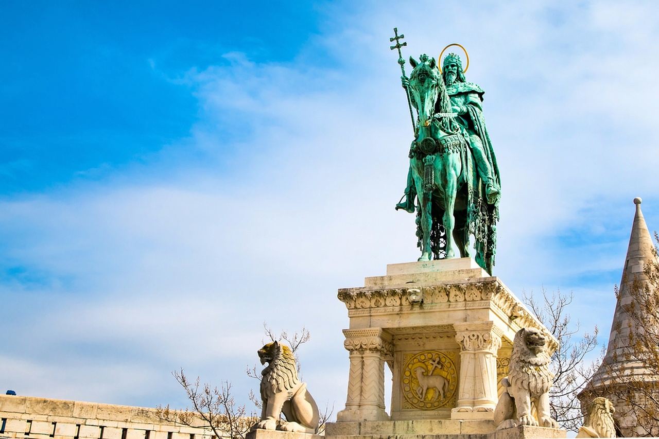 Budapest Classic City Tour + Danube Cruise [Includes Boat Ticket with Drinks + Bus and Cruise]
